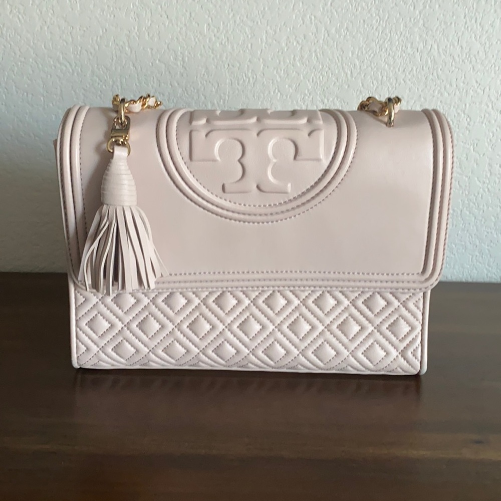 Tory Burch Fleming Bag - like new!